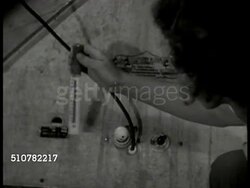 Electric brooder fencing Instructional Video