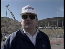 USA: ARIZONA: THOUSANDS OF FANS ARRIVE FOR 30TH SUPERBOWL News Clip