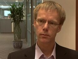 CLEAN: Economist assesses impact of stronger yuan rates News Clip