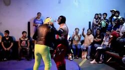 VOICED : Guatemala: la lucha libre se niega a morir News Clip