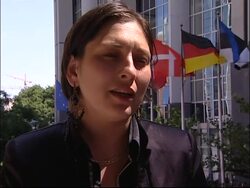 NEWS FEATURE Discrimination faced by Romas, as EU issues report News Clip