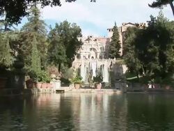 ZI Pond and fountains in front of the Villa d'Este / Tivoli, Lazio, Italy Stock Footage