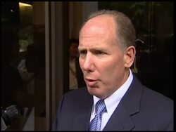 Bodyguard testifies that Smith was injected with drugs News Clip