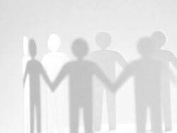 Teamwork, circle of paper men Stock Footage