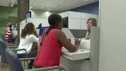 VOICED : Brasilenos vacian cuentas dormidas de fondo de indemnizacion News Clip