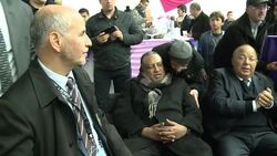 CLEAN : France: largest annual Muslim gathering held in Le Bourget News Clip