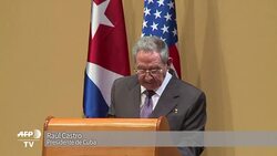 VOICED : Obama y Castro celebran nuevo dia en relacion EEUU Cuba News Clip