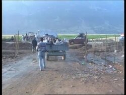 YUGOSLAVIA: KOSOVO: FAMILY RETURN HOME News Clip