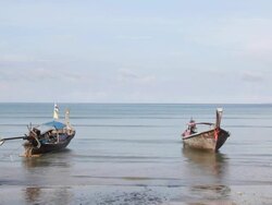 Long-tail boats on the beach. Stock Footage