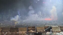 VOICED : Violentos choques en manifestacion islamista en Yakarta News Clip