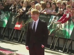 Harry Potter Premier in Trafalgar Square News Clip