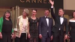 CLEAN : Cannes: Amant double cast walks the red carpet News Clip