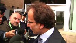 Lawyers arrive at court for second hearing in the retrial of Amanda Knox News Clip