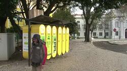 CLEAN : Lockers lighten load for Lisbon's homeless News Clip
