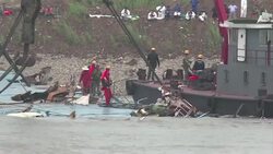 VOICED : China Ã‚Â“sin esperanzaÃ‚Â” de supervivientes del naufragio News Clip