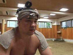 CLEAN: Foreign men mountains take on ancient Japanese tradition News Clip