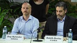 CLEAN : Colombia peace talks in Havana overcome crisis News Clip