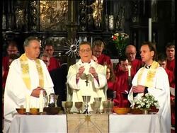 Day of mourning, church service News Clip