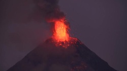 Philippines' volcano spews fountains of lava Instructional Video