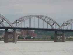 WS Bridge at Mississippi river / Rock Island, Minnesota, United States Stock Footage