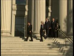 G7 pledges to battle financial crisis, family photo News Clip