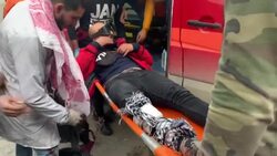 CLEAN : Wounded Iraqi protesters are rushed to a hospital in Baghdad News Clip
