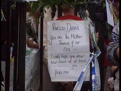 UK - London in mourning News Clip