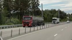 Sweden tests world's first eHighway News Clip