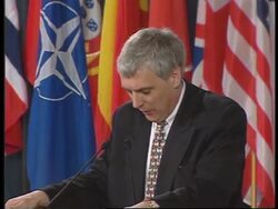 BELGIUM: NATO KOSOVO CRISIS PRESS CONFERENCE News Clip