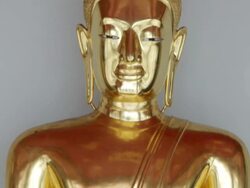 CU TD View of  golden buddha statues / Bangkok, Thailand Stock Footage