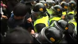 Anti-G20 activists clash with police, ADDS more Instructional Video