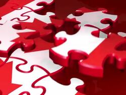 (Loop) Canadian Flag in Puzzles Stock Footage