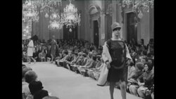 CAN961 THE FLORENCE READY-TO-WEAR FASHION SHOW GETS UNDERWAY Instructional Video