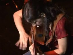 CLEAN: Acoustic rockers: Rodrigo y Gabriela play guitar magic News Clip