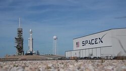 CLEAN : SpaceX poised to launch world's most powerful rocket News Clip