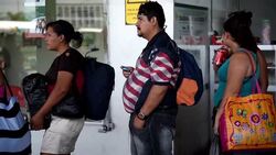 CLEAN : Buses running again in El Salvador despite gang threat News Clip