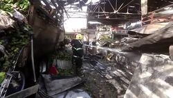 VOICED : Irak: Mas de 50 muertos en ataque de EI News Clip