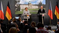 CLEAN : Merkel meets Czech PM Bohuslav Sobotka in Prague News Clip
