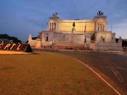 Vittoriano in Dawn HD Stock Footage