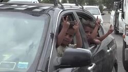 CLEAN : Scenes of calm in Aden day after presidential palace surrounded News Clip