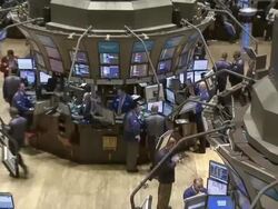 WS ZI View of traders working in New York Stock Exchange / New York City, New York, USA Stock Footage
