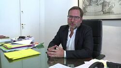 CLEAN : Top French court to examine burkini ban News Clip