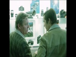 SYND 23/09/72  WORLDS LARGEST PHOTOGRAPHIC AND CINE EQUIPMENT EXHIBITION News Clip