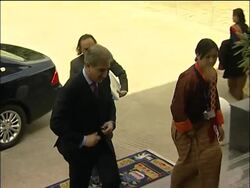 South Asian FMs meet ahead of leaders'' summit News Clip