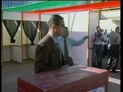 Opptn candidate Ayman Nour votes, Noaman Gomaa reax, demo Instructional Video