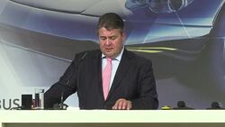 CLEAN : VW chief quits as cheating scandal snowballs News Clip