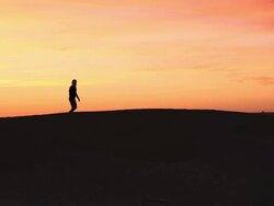 Man In the desert of Sahara Stock Footage