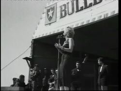 Marilyn Monroe performing for troops in Korea Stock Footage