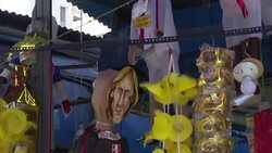 CLEAN : Kuczynski Fujimori dolls to be burned for NYE in Peru News Clip