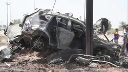 CLEAN : Suicide bomber kills 12 at checkpoint north of Baghdad News Clip